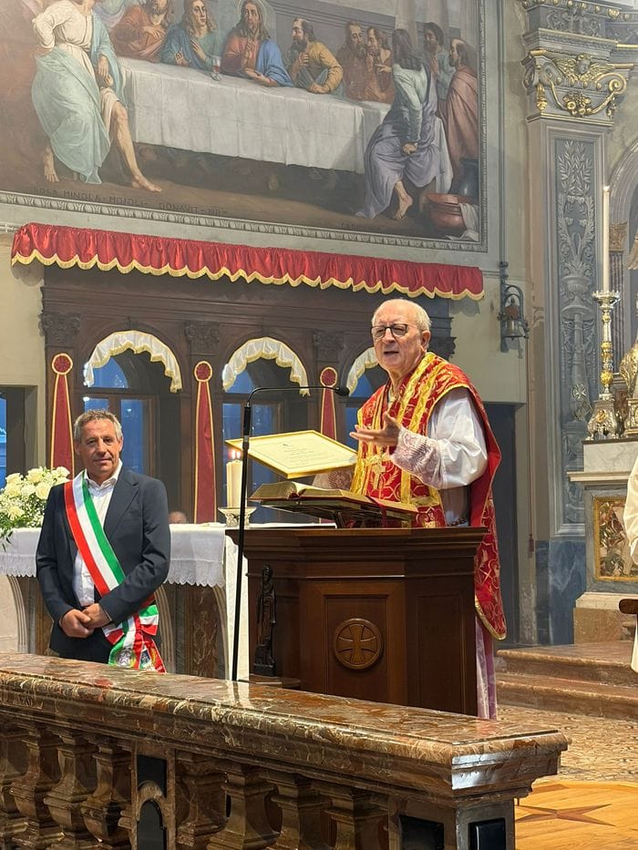 A Binago la cittadinanza onoraria a monsignor Mistò, collaboratore dei Papi