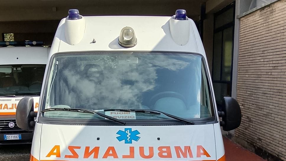 Torno, scontro tra auto e moto: un ferito