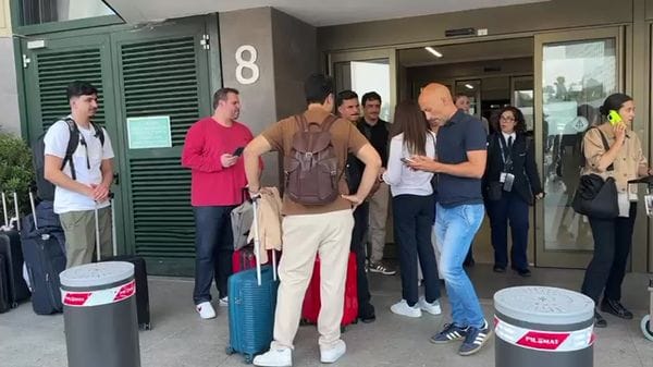 L'arrivo di Kaiki Bruno a Malpensa. Oggi visite mediche per il nuovo terzino sinistro del Como