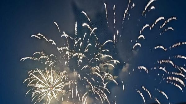 Fuochi d’artificio, polemiche sul rumore, ma il sindaco: «I controlli funzionano»