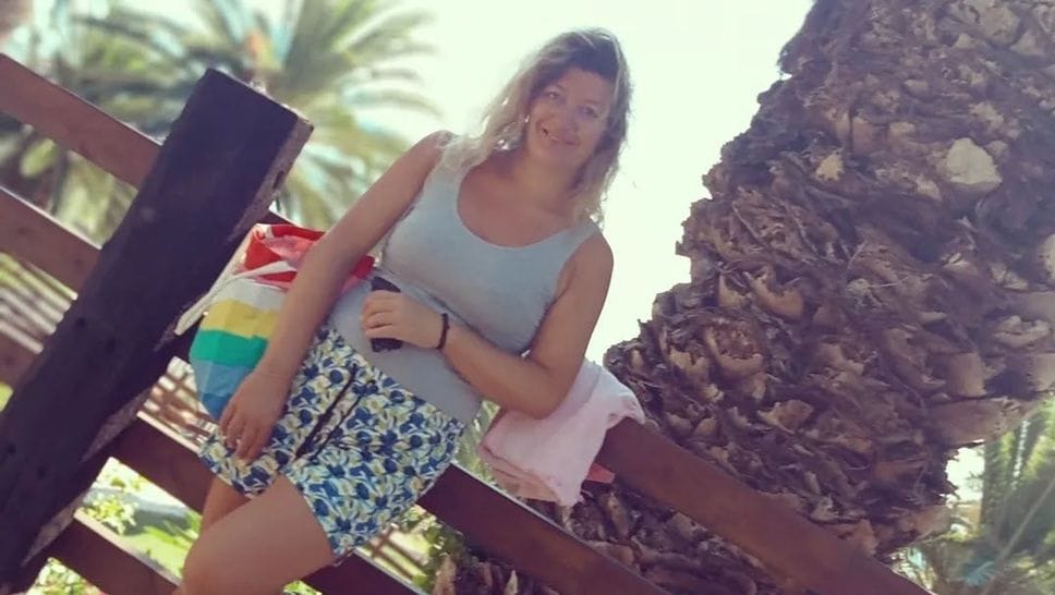 L’ultimo saluto alla maestra Silvia, guerriera armata di sorriso
