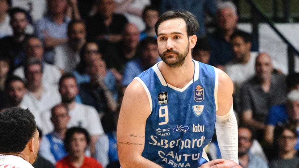 Cantù, la maglia ritornerà biancoblù