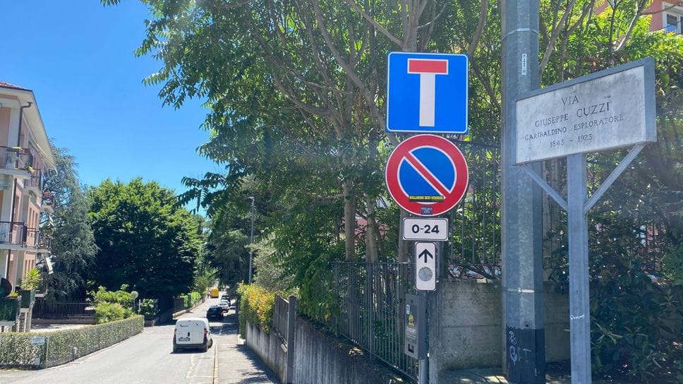 Entrano nel palazzo fantasma: un intossicato e tre denunce