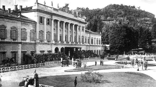 Centomila immagini del Lario e della provincia di Como raccolte in venticinque anni di collezionismo