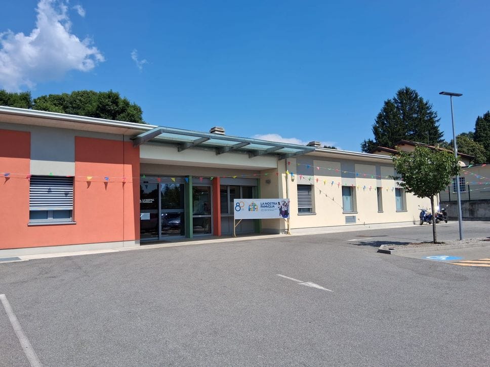 La piccola Chloe chiede aiuto