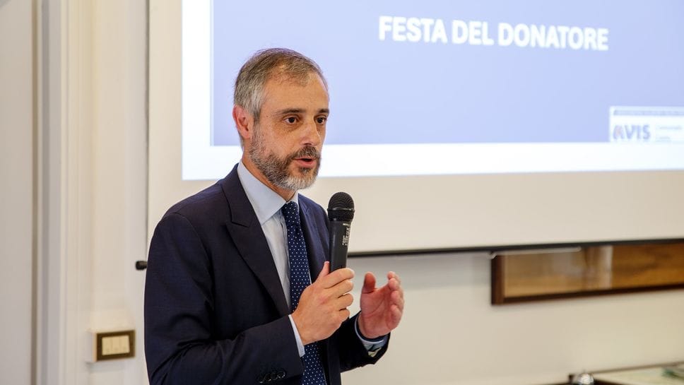 Novanta candeline per l’Avis di Como. L’appello ai giovani: «Solo il 10% dei donatori ha meno di 25 anni»