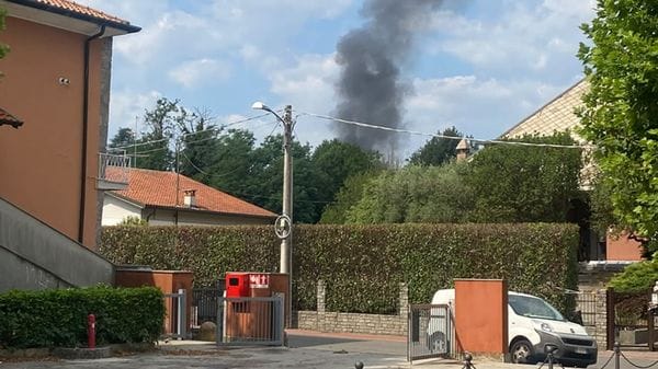 Fiamme a Bregnano: bruciato un pollaio, morti trenta conigli