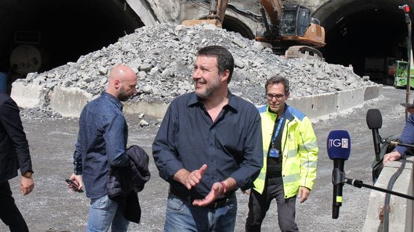 Tremezzina, la variante e la fine lavori posticipata di tre anni: nessun commento da ministro e prefetto