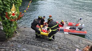 Nesso, turista olandese cade in casa: soccorsa via lago