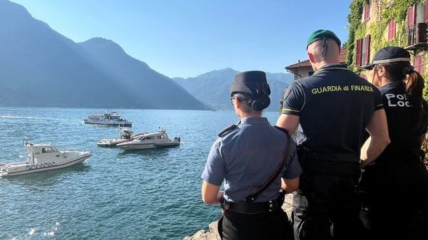 Tuffi proibiti dai tetti e dal ponte, ecco le prime multe