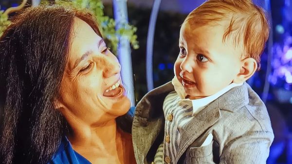Dietro quel cuore bruciato c’è una vita