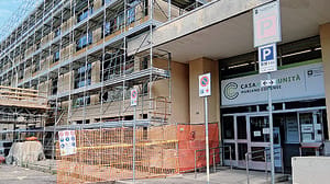 Consiglio rimandato a fine settembre. Nuova polemica sul futuro dell’ospedale