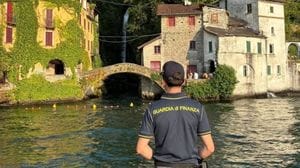 Ponte della Civera, «anche le multe si tuffano»