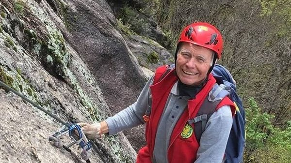 Canzo,  l’ultimo saluto a Italo Genovina