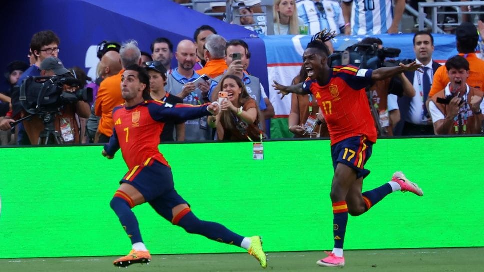 Spagna campione del mondo. Argentina giù dalla Torres