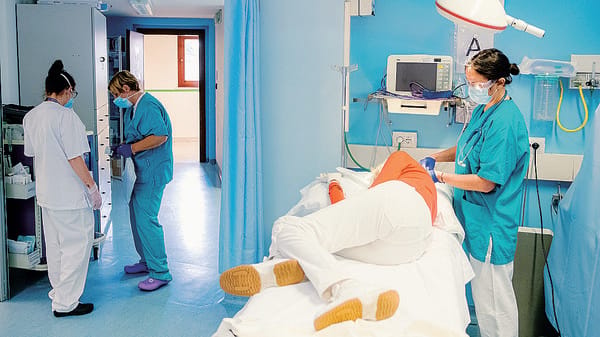 Ospedali, più fughe che assunzioni