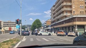 Scontro tra moto in Tangenziale. Traffico bloccato 