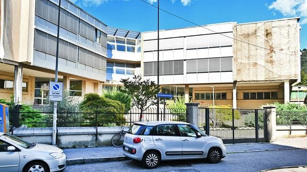 Scuola Corridoni, i genitori ci riprovano: nuovo ricorso 