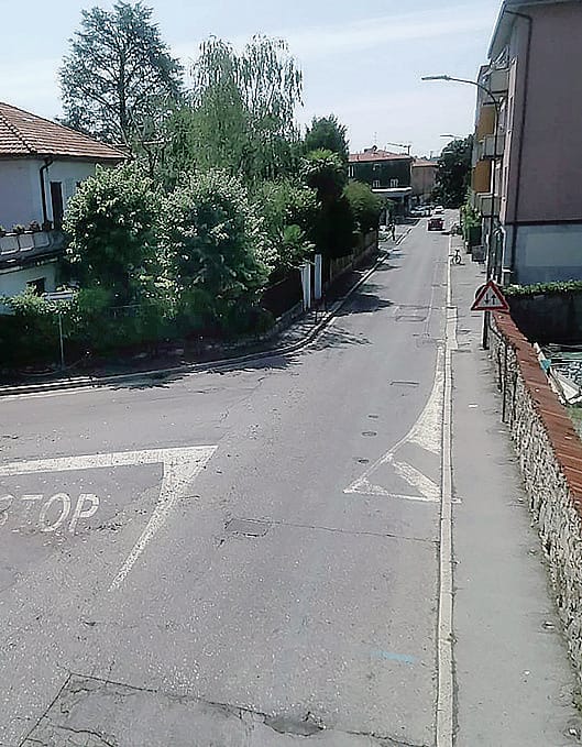 Arriva il terzo cantiere. I marciapiedi nuovi portano il senso unico