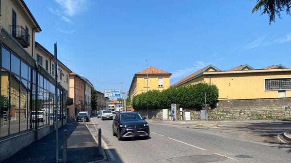 «Hanno iniziato a colpirmi in testa. Una furia: non ho capito più nulla»