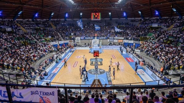 Tifosi di Cantù ottimisti per le novità della stagione: da Vitucci e Giofré all’Arena