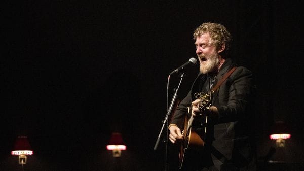 Addio Glen Hansard, busker per sempre
