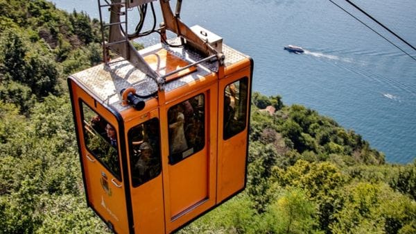 La funivia parte alle 6 per il concerto: «Resti questo orario anche in futuro»