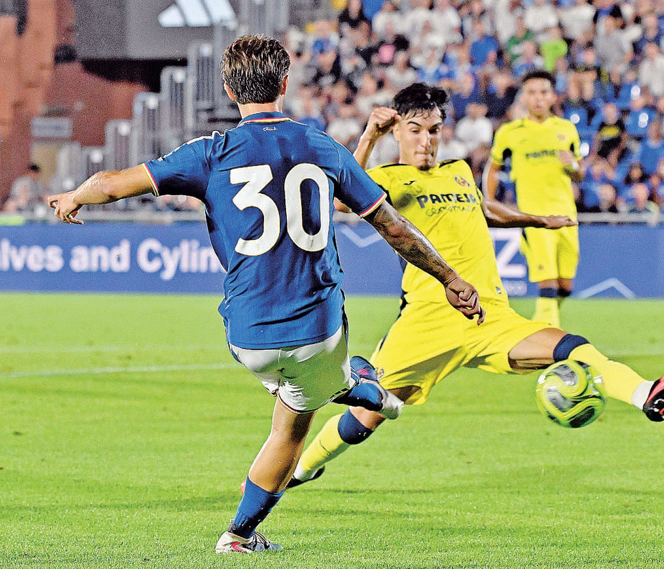 Como stop ai rigori. Battuto dal Villarreal, farà la finalina 