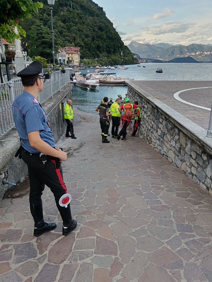 Argegno, cade nel fiume Telo cercando di recuperare il pallone. Morto un giovane