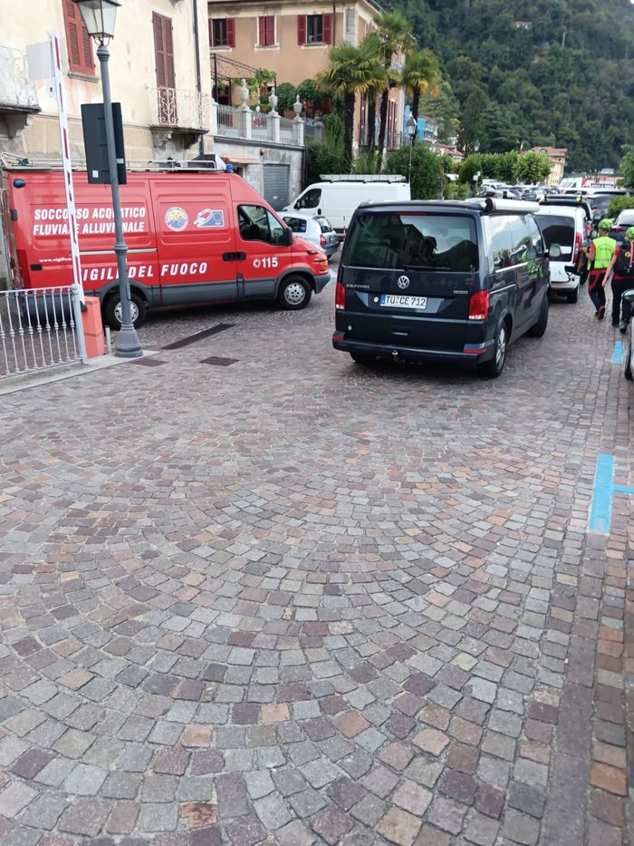 Argegno, cade nel fiume Telo cercando di recuperare il pallone. Morto un giovane