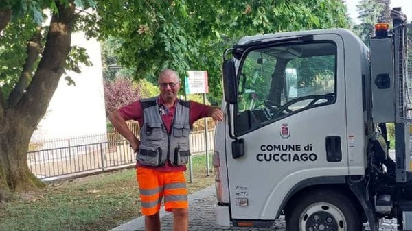 Cucciago saluta il suo tuttofare: «Buona pensione, dopo 34 anni di servizio»