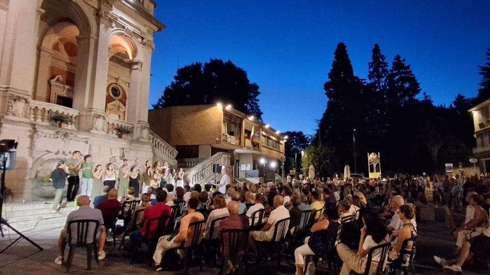 Appiano Gentile, sessant’anni del Coro La Rocca: esibizione dei gruppi giovanili 