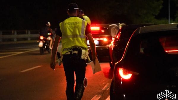 Lavoro sommerso, abusivismo e monopattini senza targa: venti agenti impegnati in città