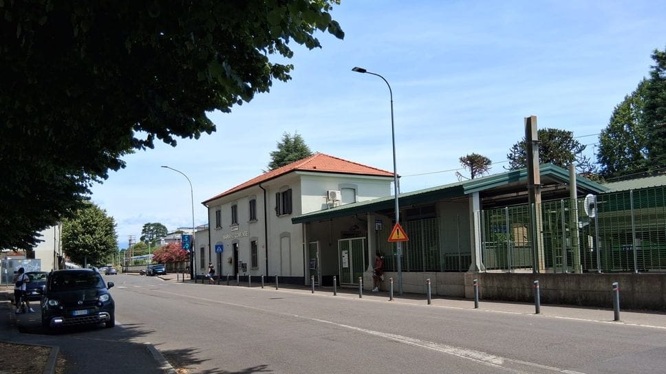 Allarme tra la stazione di Mariano e la zona Forum: «La gente per bene gira al largo da qui»