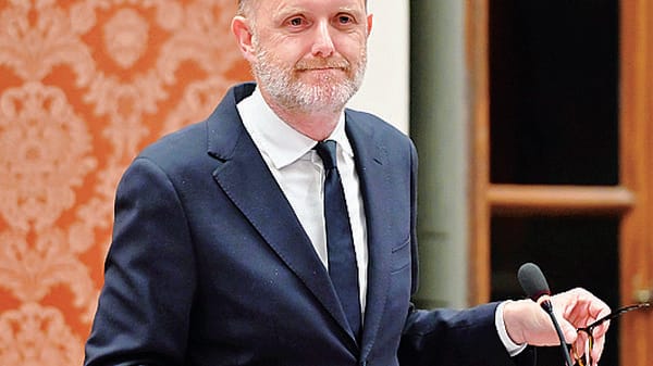 Opposizioni all’attacco del sindaco: «Il suo gradimento è crollato»