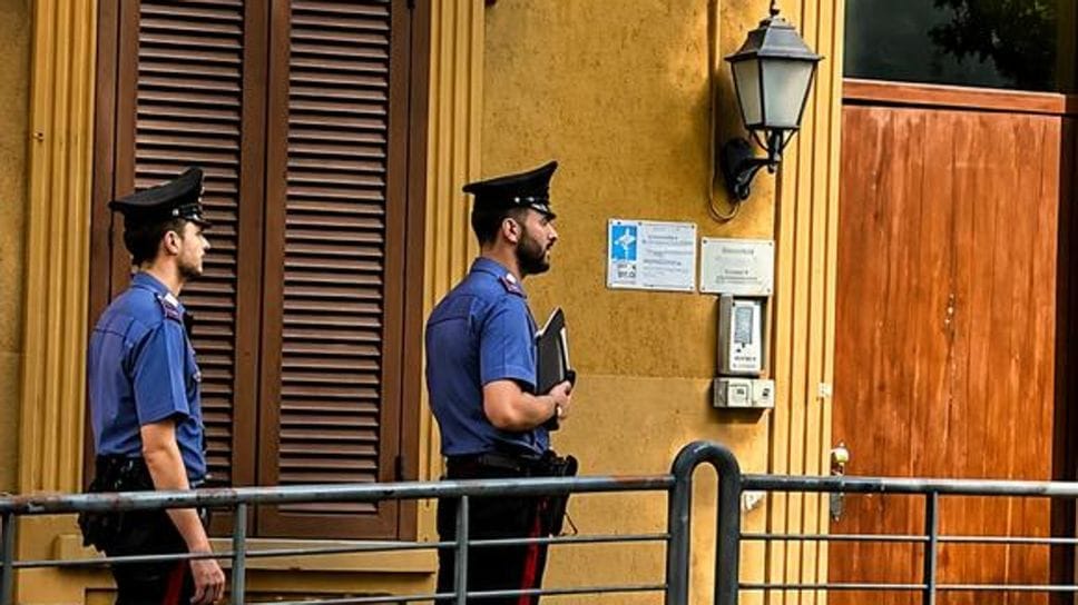 Spaccio nei boschi di Cadorago, arrestato pusher già destinatario di espulsione