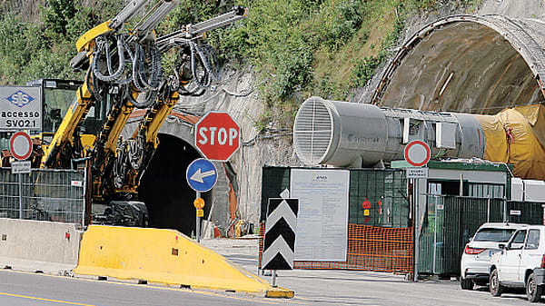 Variante, riprendono le esplosioni anche a Griante. Domani il summit sui lavori 