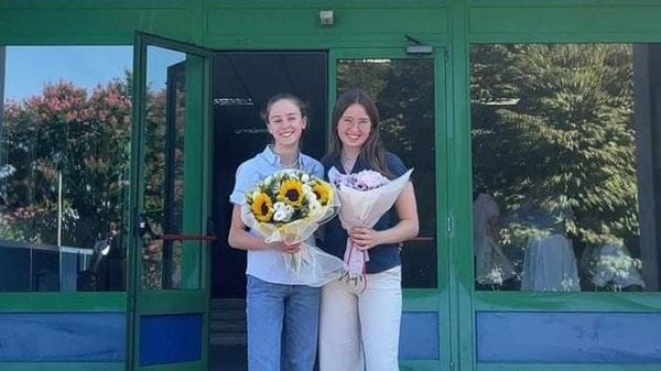 Cantù, il Fermi batte tutti all’esame di maturità. Sedici a pieni voti