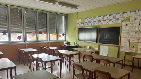 Como, chiudono due scuole. Il Tar ha respinto i ricorsi per Corridoni e  Salita Cappuccini