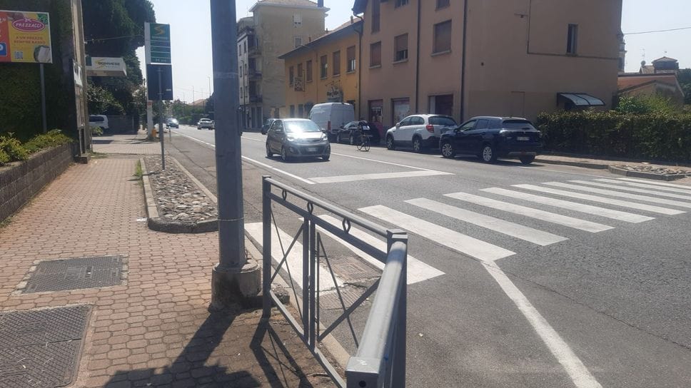 Travolto in via Battisti: non ce l’ha fatta