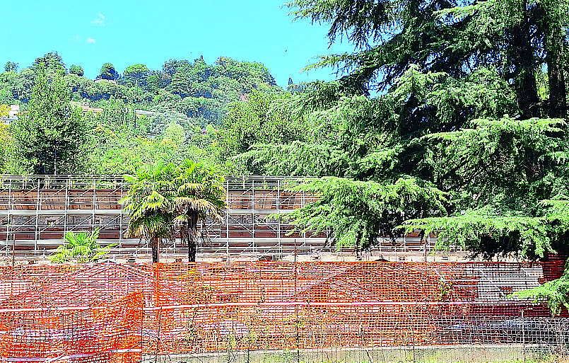 Villa Olmo, cantiere lumaca. Le serre possono aspettare
