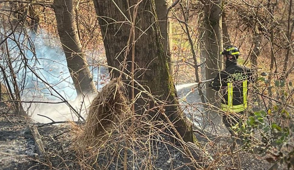 «Alto rischio di incendi boschivi»: l’allerta dell’amministrazione provinciale