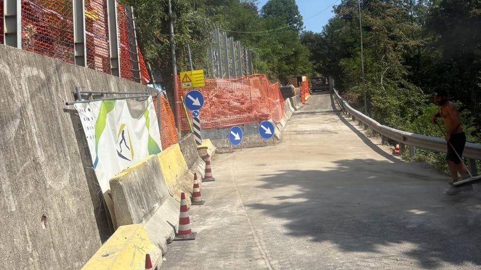 Frana di Civiglio, «l’ennesima presa in giro: massi già segnati, cantieri smontati e priorità ribaltate»