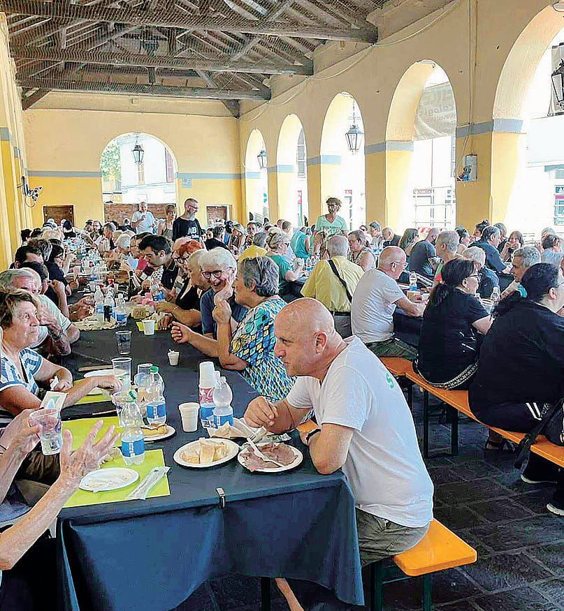 Ferragosto, in centro esplode la festa