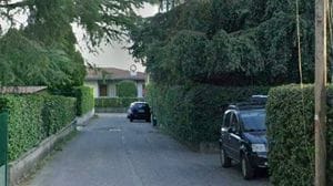 «Polpetta avvelenata al cane». I proprietari sporgono denuncia