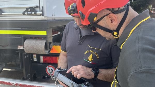 Ancora braci e fumo: sul Monte Goj continua la bonifica