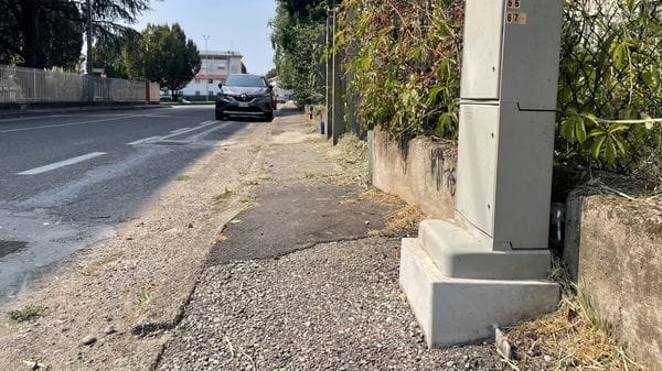 Via le barriere architettoniche: «I cittadini segnalino dove intervenire»