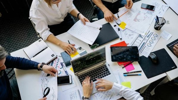 Lavoro, la sfida di attrarre giovani