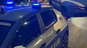 Minacce, rapina e percosse in via Recchi: denunciato giovane marocchino
