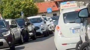 Non ci sono mezzi pesanti ma la Regina va lo stesso in tilt tra Ossuccio e Sala Comacina